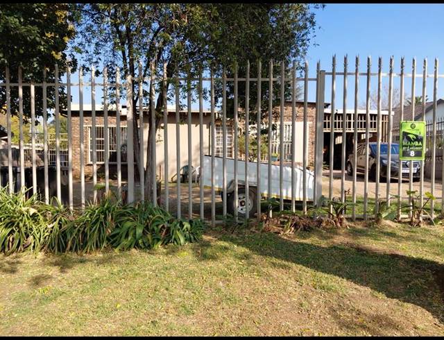 4 BEDROOM HOUSE FOR SALE IN EDENDALE